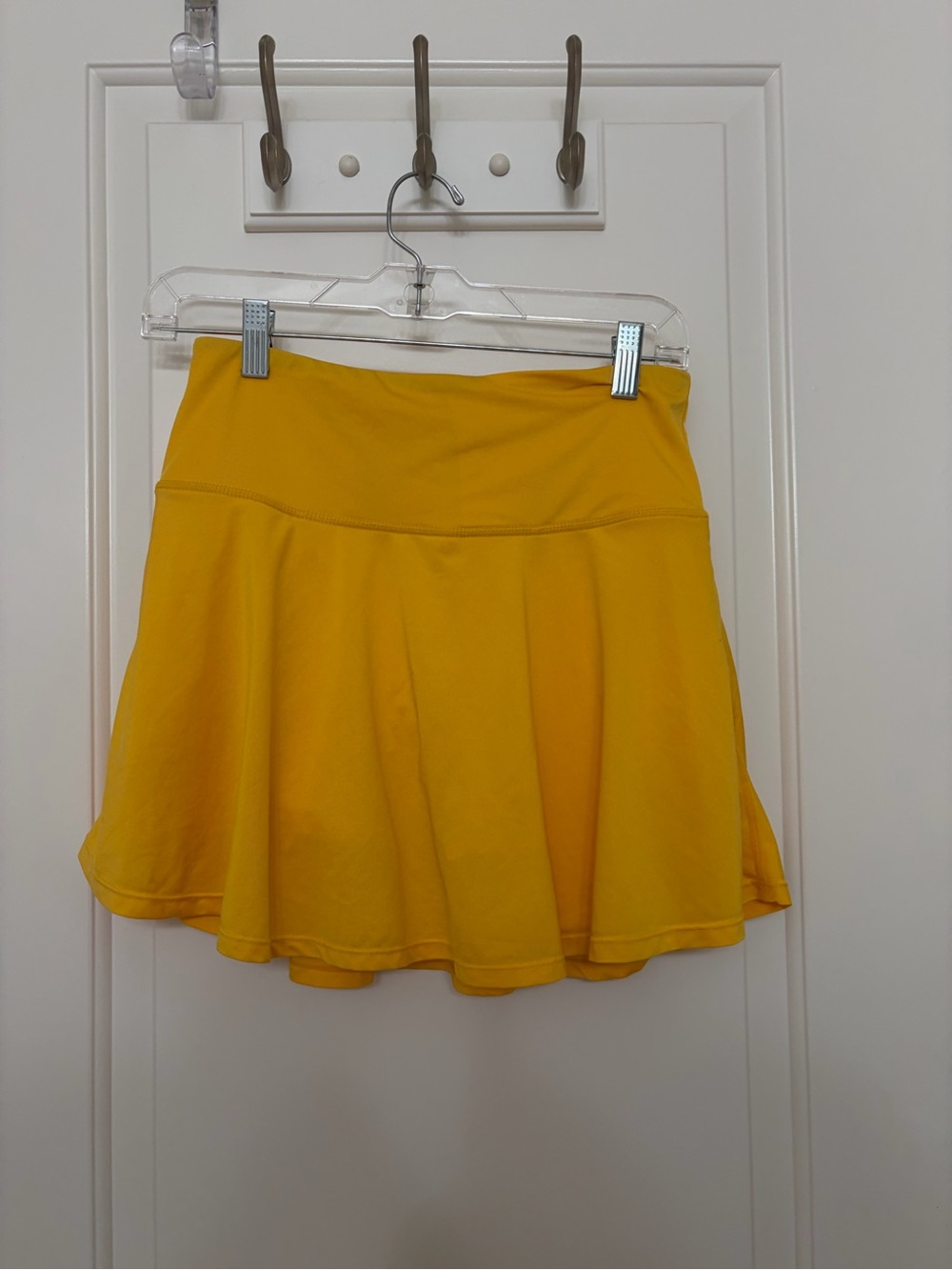 Yellow athletic skirt